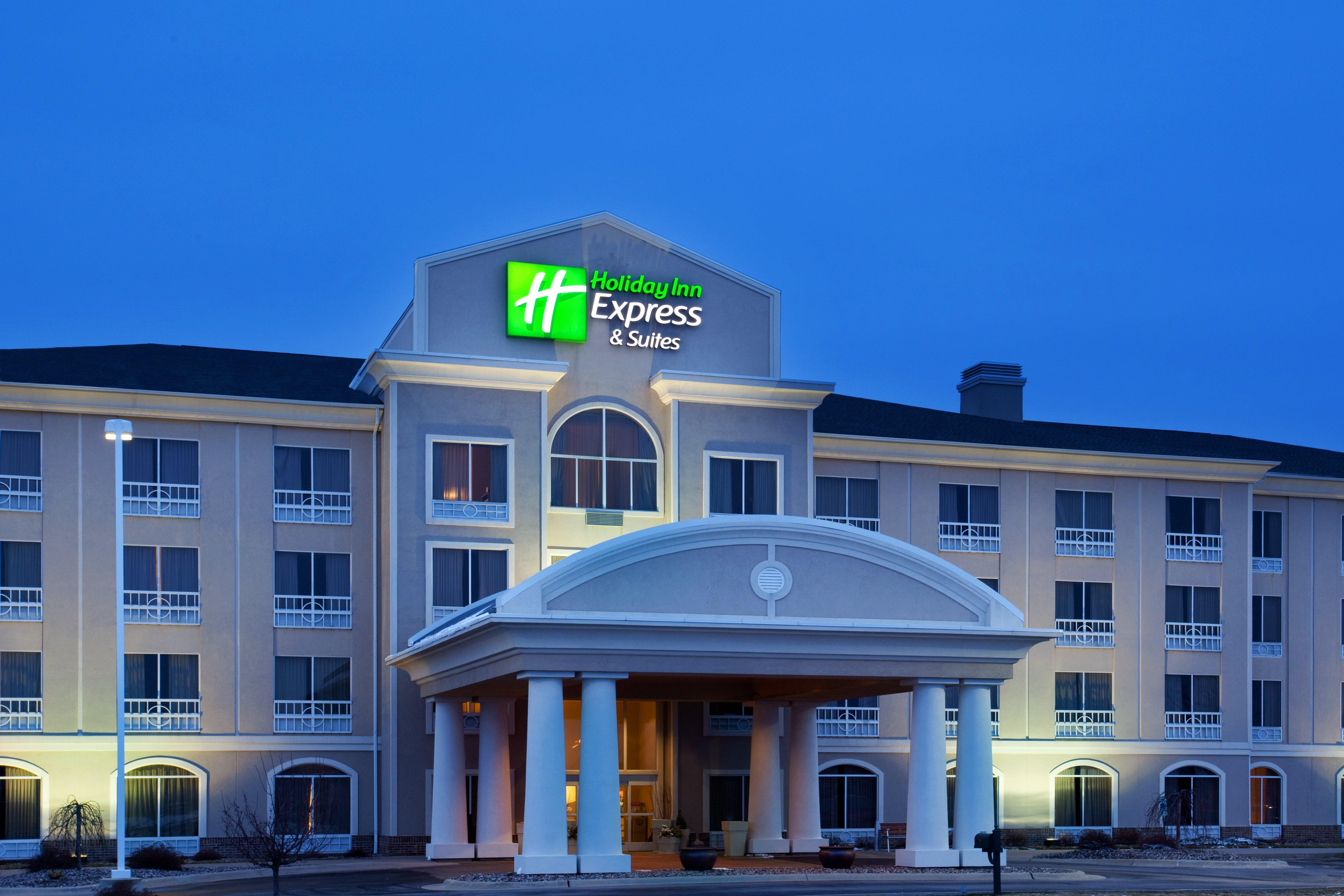 Holiday Inn Express Rockford-Loves Park By Ihg Exterior photo
