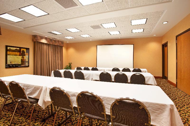 Holiday Inn Express Rockford-Loves Park By Ihg Exterior photo