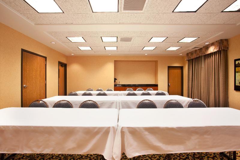 Holiday Inn Express Rockford-Loves Park By Ihg Exterior photo